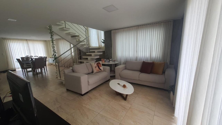 Imagem Casa com 3 Quartos à Venda, 400 m² em Estrada Do Coco - Lauro De Freitas Imagem Casa com 3 Quartos à Venda, 400 m² em Estrada Do Coco - Lauro De Freitas