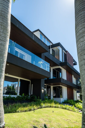 Imagem Casa com 7 Quartos à Venda, 780 m² em Jurerê Internacional - Florianópolis Imagem Casa com 7 Quartos à Venda, 780 m² em Jurerê Internacional - Florianópolis