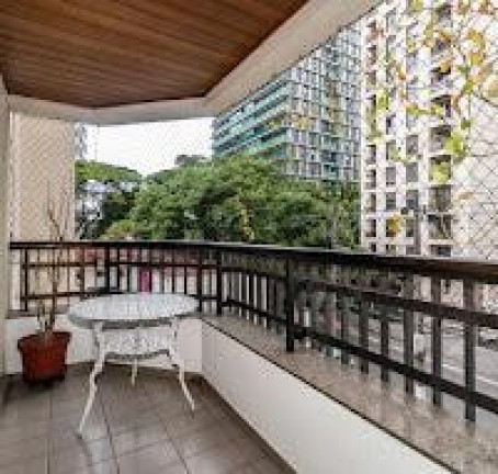 Imagem Apartamento com 4 Quartos para Alugar, 140 m² em Moema - São Paulo