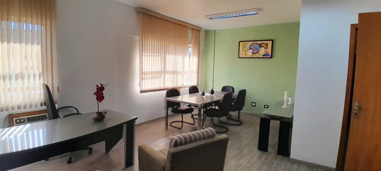 Imóvel Comercial para Alugar, 70 m² em Marapé - Santos