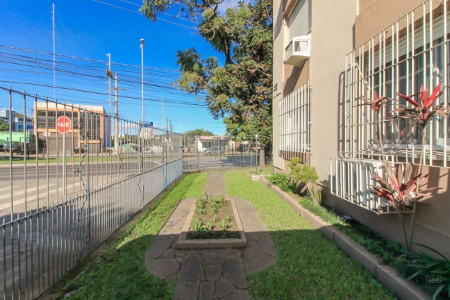 Imagem Imóvel com 2 Quartos à Venda, 79 m² em Cristal - Porto Alegre