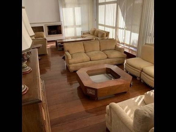 Apartamento com 4 Quartos para Alugar, 260 m² em Real Parque - São Paulo
