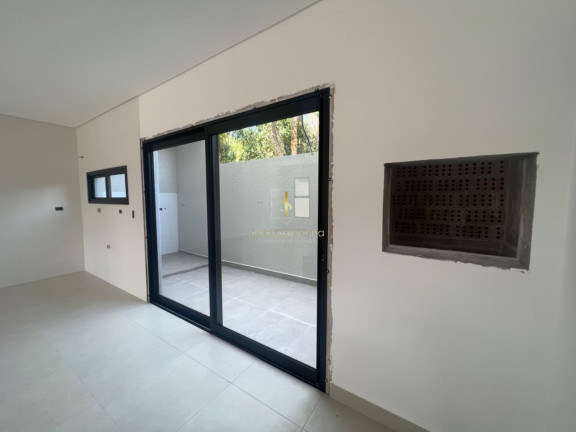 Imagem Sobrado com 3 Quartos à Venda, 96 m² em Brejatuba - Guaratuba