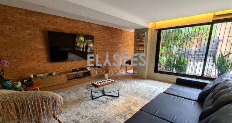 Imagem Casa com 2 Quartos à Venda, 200 m² em Vila Olímpia - São Paulo
