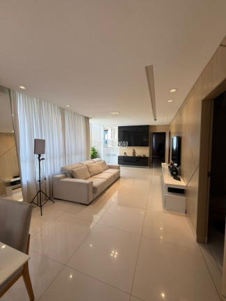 Imagem Casa com 6 Quartos à Venda, 360 m² em Cidade Da Esperança - Natal Imagem Casa com 6 Quartos à Venda, 360 m² em Cidade Da Esperança - Natal