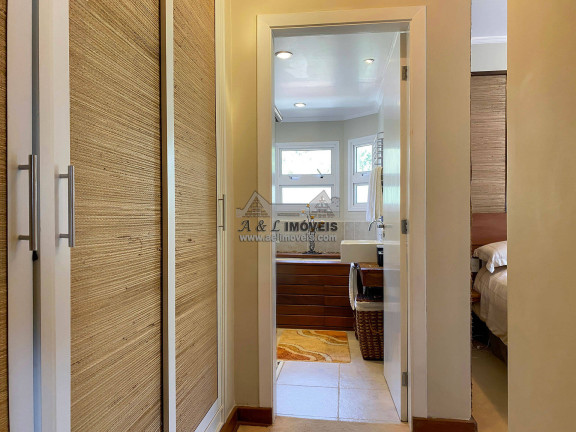 Imagem Apartamento com 4 Quartos à Venda, 230 m² em Capivari - Campos Do Jordão