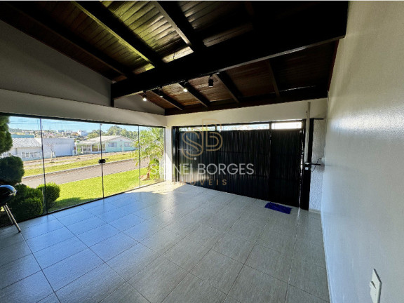 Imagem Casa com 3 Quartos à Venda, 200 m² em Centro - Catanduvas Imagem Casa com 3 Quartos à Venda, 200 m² em Centro - Catanduvas