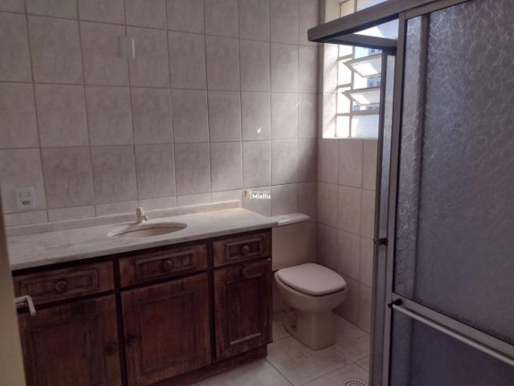 Imagem Imóvel com 2 Quartos à Venda, 70 m² em Menino Deus - Porto Alegre Imagem Imóvel com 2 Quartos à Venda, 70 m² em Menino Deus - Porto Alegre