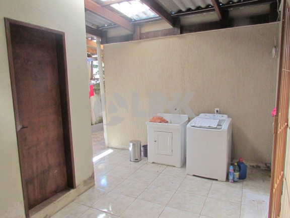 Imagem Casa com 4 Quartos à Venda, 200 m² em Jardim Carvalho - Porto Alegre