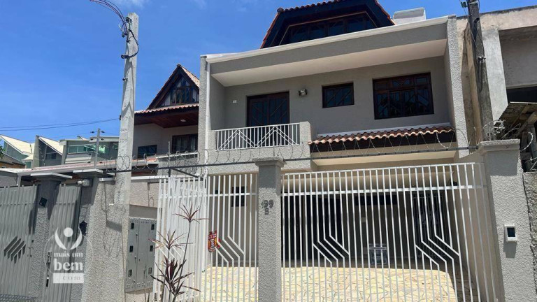 Imagem Sobrado com 5 Quartos à Venda, 254 m² em Atuba - Curitiba Imagem Sobrado com 5 Quartos à Venda, 254 m² em Atuba - Curitiba