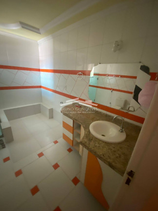 Imagem Casa com 6 Quartos à Venda, 260 m² em Porto Seguro Imagem Casa com 6 Quartos à Venda, 260 m² em Porto Seguro