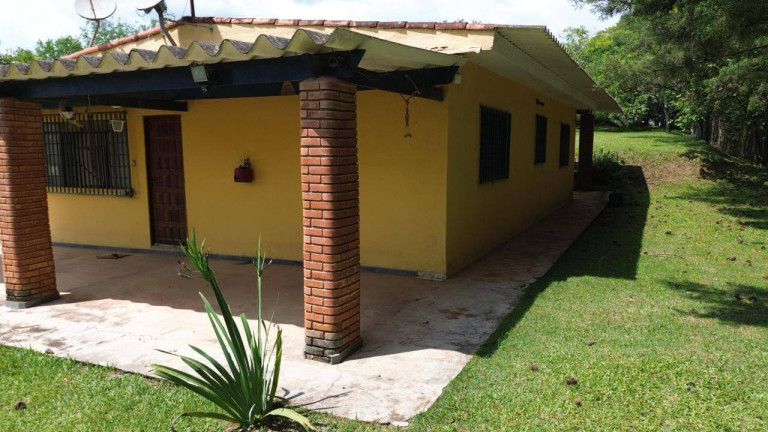 Imagem Casa com 2 Quartos à Venda, 2.910 m² em Loteamento Colinas Verdes - Atibaia