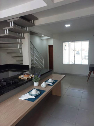 Imagem Casa com 2 Quartos à Venda, 95 m² em Ingleses Do Rio Vermelho - Florianópolis