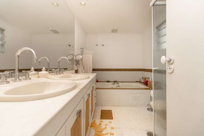 Imagem Casa com 3 Quartos à Venda, 308 m² em Alto De Pinheiros - São Paulo Imagem Casa com 3 Quartos à Venda, 308 m² em Alto De Pinheiros - São Paulo