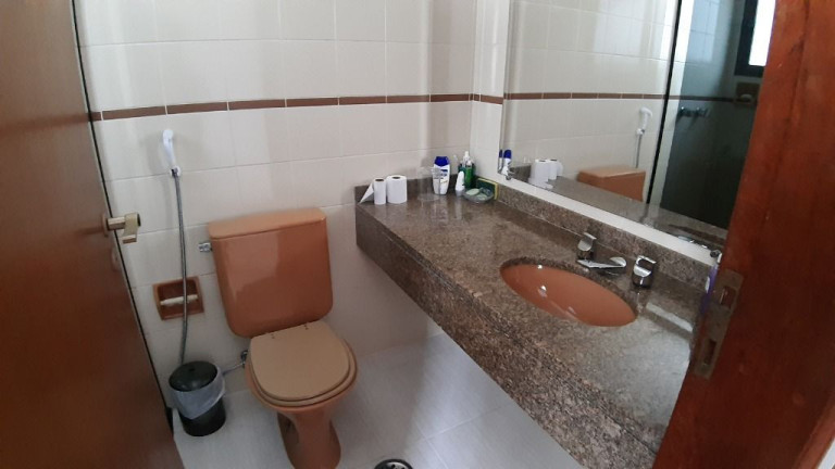 Imagem Apartamento com 3 Quartos à Venda ou Locação, 179 m² em Pitangueiras - Guarujá Imagem Apartamento com 3 Quartos à Venda ou Locação, 179 m² em Pitangueiras - Guarujá