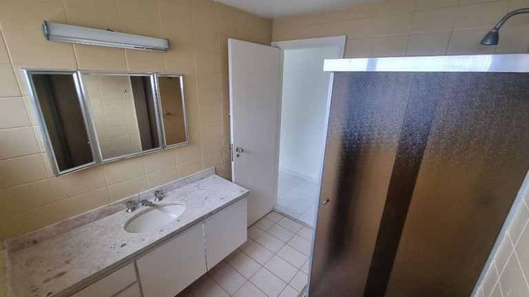 Imagem Apartamento com 3 Quartos à Venda, 115 m² em Pitangueiras - Guarujá Imagem Apartamento com 3 Quartos à Venda, 115 m² em Pitangueiras - Guarujá