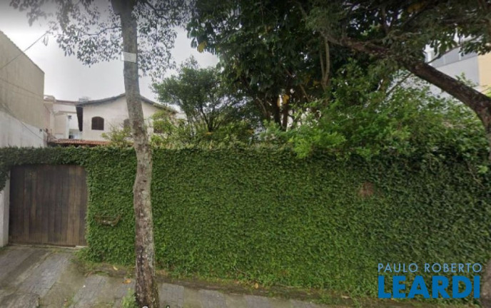 Imagem Sobrado com 4 Quartos à Venda, 250 m² em Vila Floresta - Santo André Imagem Sobrado com 4 Quartos à Venda, 250 m² em Vila Floresta - Santo André