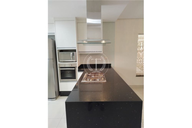 Imagem Casa com 3 Quartos à Venda, 302 m² em Sítio Da Figueira - São Paulo
