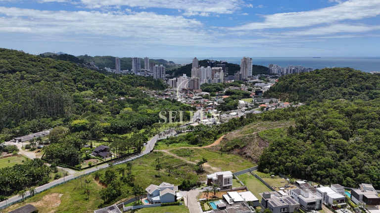 Imagem Terreno à Venda, 10 m² em Ariribá - Balneário Camboriú Imagem Terreno à Venda, 10 m² em Ariribá - Balneário Camboriú