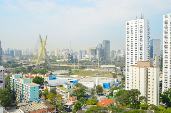 Apartamento com 3 Quartos à Venda, 132 m² em Real Parque - São Paulo