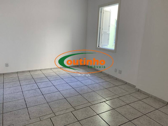 Imagem Casa com 5 Quartos à Venda, 200 m² em Tijuca - Rio De Janeiro Imagem Casa com 5 Quartos à Venda, 200 m² em Tijuca - Rio De Janeiro