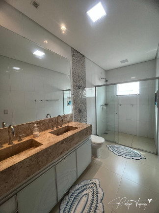 Imagem Casa de Condomínio com 3 Quartos à Venda, 283 m² em Jardins Lisboa - Goiânia