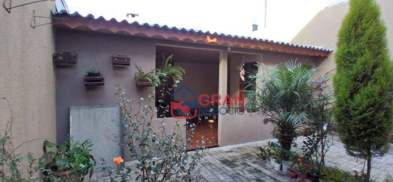 Imagem Sobrado com 3 Quartos à Venda, 150 m² em Campo De Santana - Curitiba Imagem Sobrado com 3 Quartos à Venda, 150 m² em Campo De Santana - Curitiba