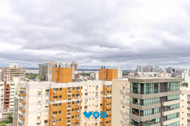 Imagem Imóvel com 2 Quartos à Venda, 86 m² em Menino Deus - Porto Alegre Imagem Imóvel com 2 Quartos à Venda, 86 m² em Menino Deus - Porto Alegre