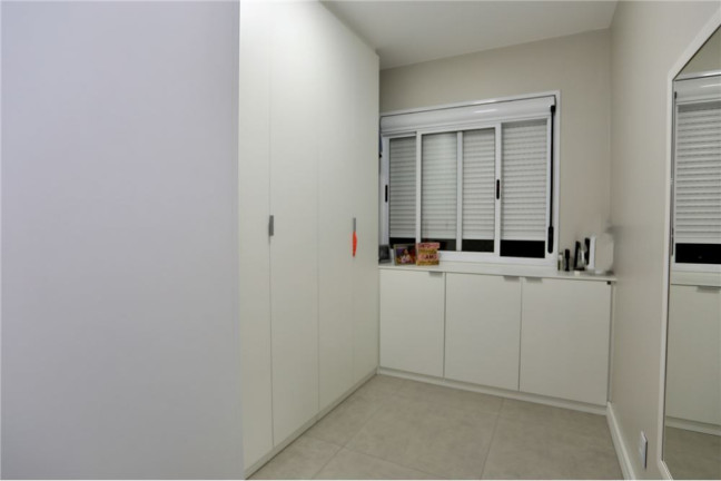 Imagem Apartamento com 3 Quartos à Venda, 66 m² em Vila Ipiranga - Porto Alegre Imagem Apartamento com 3 Quartos à Venda, 66 m² em Vila Ipiranga - Porto Alegre