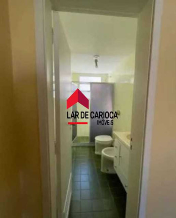 Imagem Apartamento com 2 Quartos à Venda, 72 m² em Copacabana - Rio De Janeiro