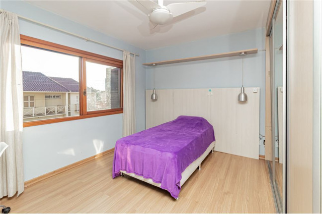 Imagem Imóvel com 3 Quartos à Venda, em Jardim Itu - Porto Alegre Imagem Imóvel com 3 Quartos à Venda, em Jardim Itu - Porto Alegre