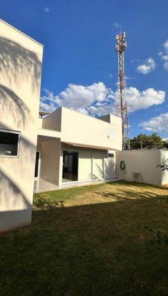Imagem Casa com 3 Quartos à Venda, 206 m² em Buritis - Tangará Da Serra Imagem Casa com 3 Quartos à Venda, 206 m² em Buritis - Tangará Da Serra