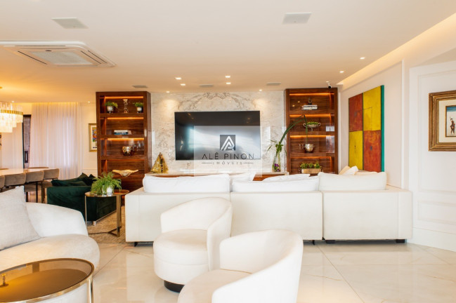 Imagem Imóvel com 3 Quartos à Venda, 208 m² em Umarizal - Belém Imagem Imóvel com 3 Quartos à Venda, 208 m² em Umarizal - Belém