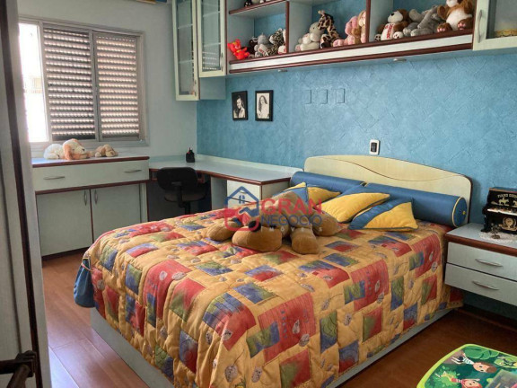 Foto do imóvel Apartamento com 3 Quartos à Venda, 179 m² em água Verde - Curitiba