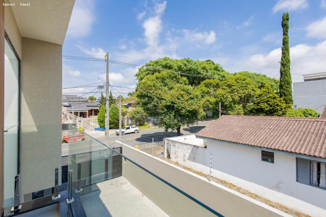 Imagem Casa com 3 Quartos à Venda, 119 m² em Hauer - Curitiba Imagem Casa com 3 Quartos à Venda, 119 m² em Hauer - Curitiba