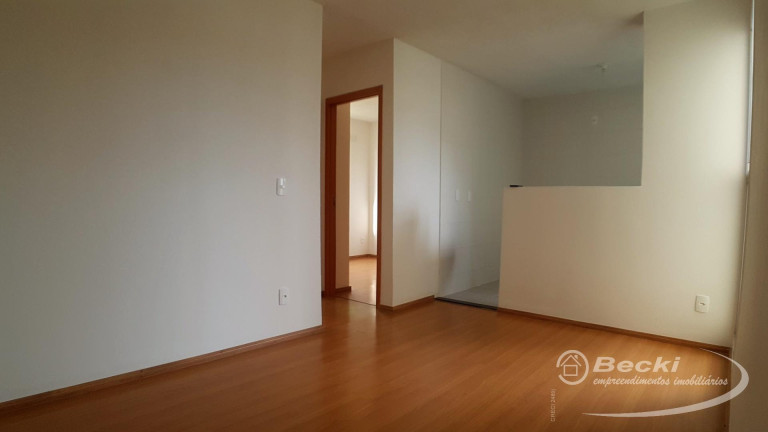 Imagem Apartamento com 2 Quartos para Alugar, 48 m² em Adhemar Garcia - Joinville