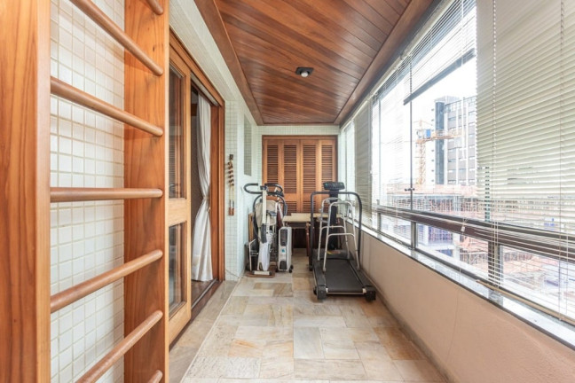 Imagem Apartamento com 4 Quartos à Venda, 352 m² em Moinhos De Vento - Porto Alegre Imagem Apartamento com 4 Quartos à Venda, 352 m² em Moinhos De Vento - Porto Alegre