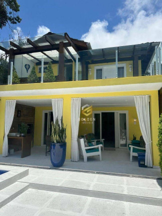 Casa com 3 Quartos à Venda, 350 m² em Praia Das Taquaras - Balneário Camboriú