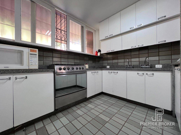Imagem Casa com 4 Quartos à Venda, 371 m² em Comary - Teresópolis Imagem Casa com 4 Quartos à Venda, 371 m² em Comary - Teresópolis
