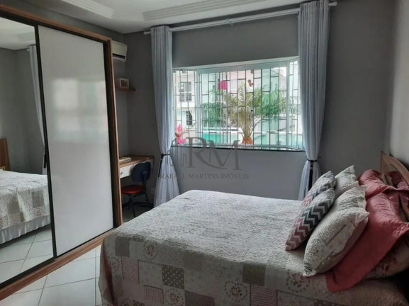Imagem Casa com 3 Quartos à Venda, 184 m² em Pagani - Palhoça Imagem Casa com 3 Quartos à Venda, 184 m² em Pagani - Palhoça