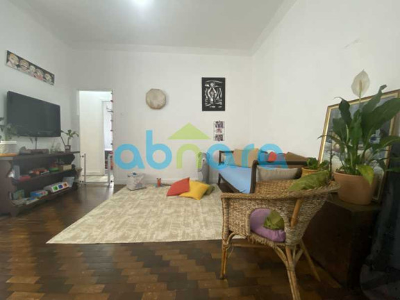 Imagem Apartamento com 2 Quartos à Venda, 90 m² em Copacabana - Rio De Janeiro