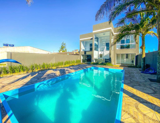 Imagem Casa com 4 Quartos à Venda, 240 m² em Guarani - Capao Da Canoa