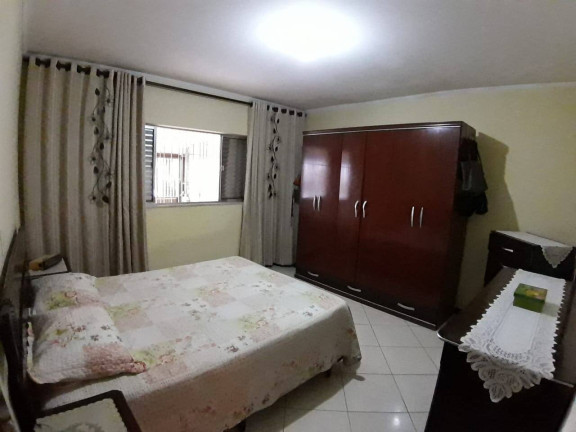 Imagem Casa com 3 Quartos à Venda, em Centro - Diadema Imagem Casa com 3 Quartos à Venda, em Centro - Diadema