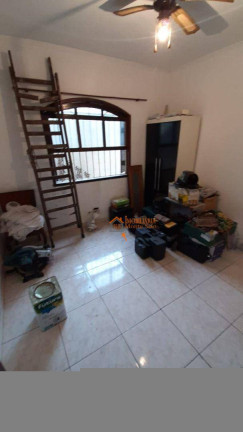 Imagem Sobrado com 6 Quartos à Venda, 257 m² em Jardim Santa Clara - Guarulhos Imagem Sobrado com 6 Quartos à Venda, 257 m² em Jardim Santa Clara - Guarulhos
