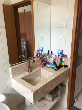 Imagem Sobrado com 3 Quartos à Venda, 210 m² em Santana - Pindamonhangaba