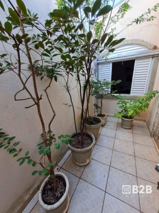 Imagem Casa com 3 Quartos à Venda, 210 m² em Vila Nova Cidade Universitaria - Bauru