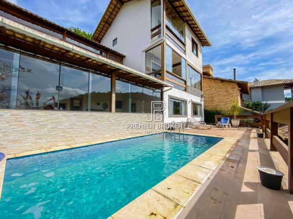 Imagem Casa com 3 Quartos à Venda, 300 m² em Albuquerque - Teresópolis Imagem Casa com 3 Quartos à Venda, 300 m² em Albuquerque - Teresópolis