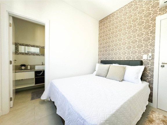 Imagem Apartamento com 3 Quartos à Venda, 95 m² em Meia Praia - Itapema Imagem Apartamento com 3 Quartos à Venda, 95 m² em Meia Praia - Itapema