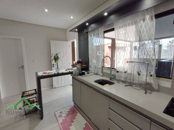 Imagem Casa com 3 Quartos à Venda, 176 m² em Pinheiros - Balneário Barra Do Sul Imagem Casa com 3 Quartos à Venda, 176 m² em Pinheiros - Balneário Barra Do Sul