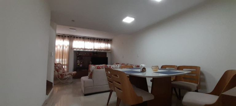 Imagem Sobrado com 3 Quartos à Venda, 175 m² em Rudge Ramos - São Bernardo Do Campo Imagem Sobrado com 3 Quartos à Venda, 175 m² em Rudge Ramos - São Bernardo Do Campo